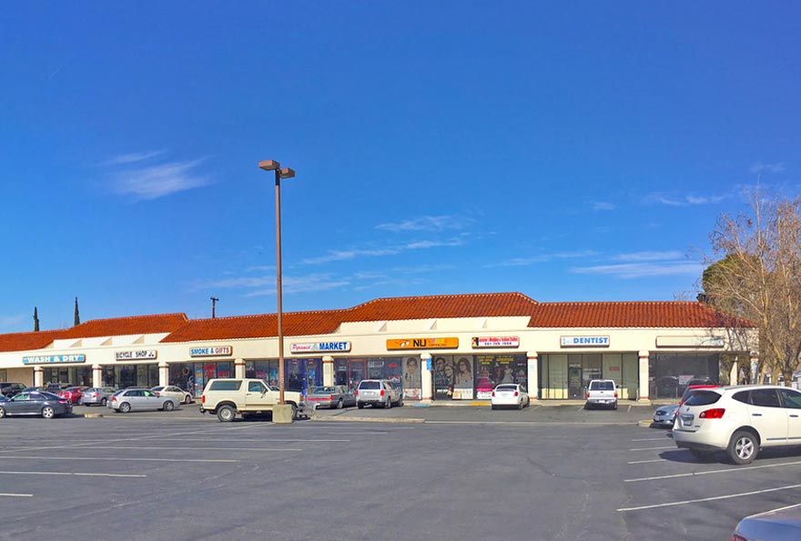 Commercial Real Estate Retail Strip Center Financing Loans Pioneer Realty Capital